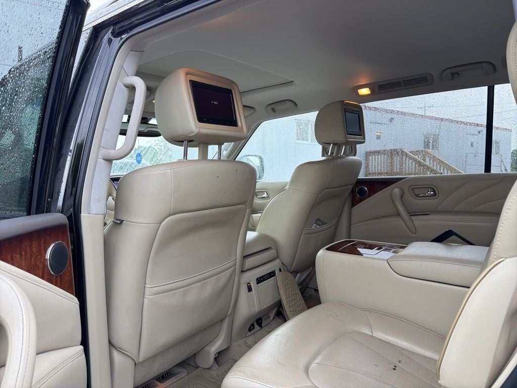 2016 INFINITI QX80 Base