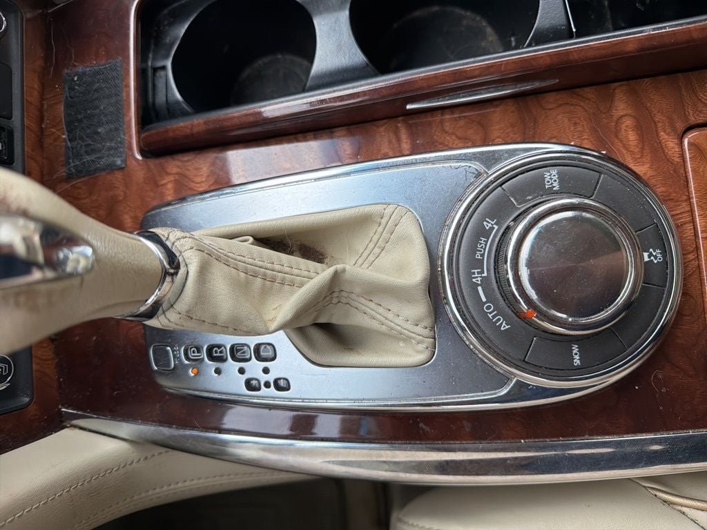 2016 INFINITI QX80 Base