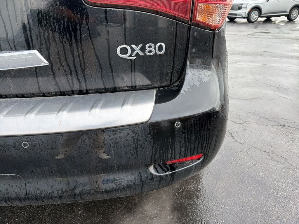 2016 INFINITI QX80 Base