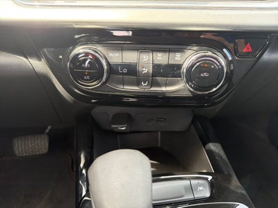 2024 Chevrolet Trax LT One Owner / Clean Carfax / 1LT Preferred Equipment