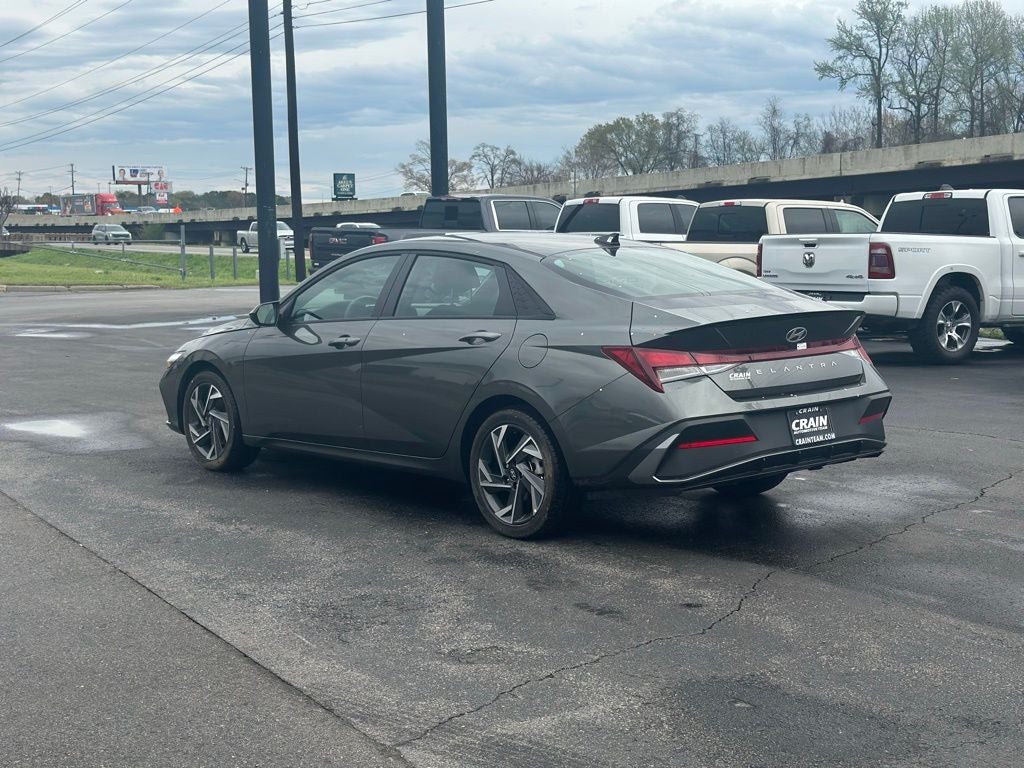 2025 Hyundai Elantra SEL Sport