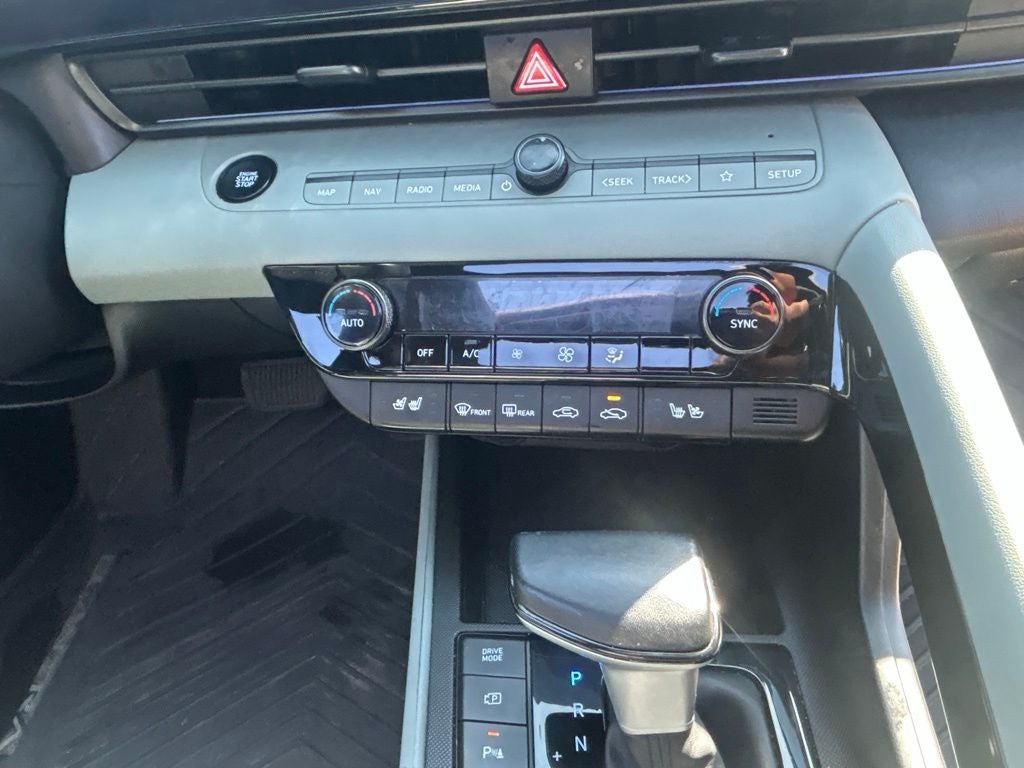 2024 Hyundai Elantra Hybrid Limited