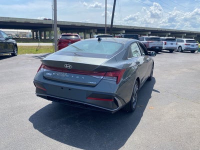 2025 Hyundai Elantra Limited