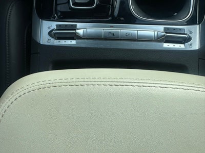 2024 Kia Carnival SX