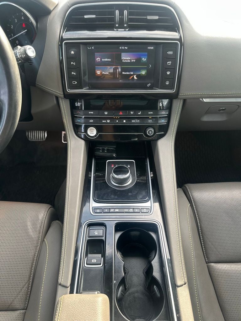 2018 Jaguar F-PACE 35t R-Sport