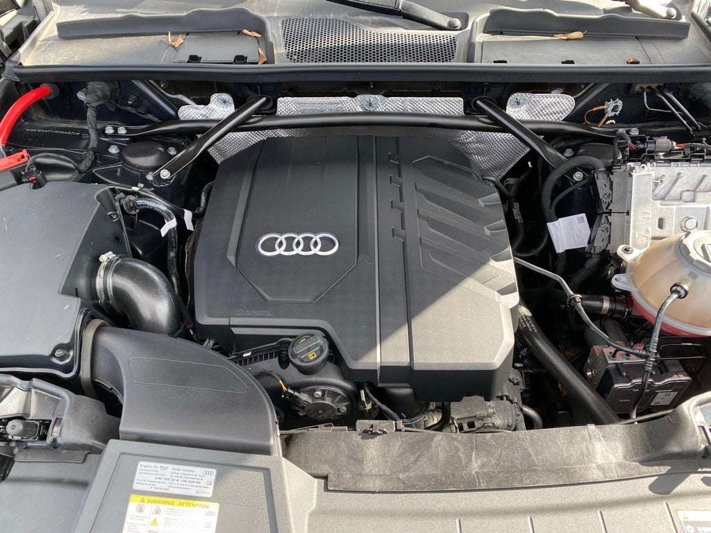 2024 Audi Q5 45 S line Premium quattro