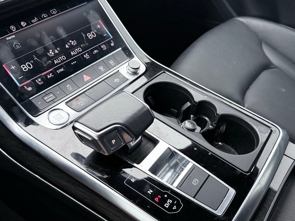 2020 Audi Q8 55 Premium Plus quattro