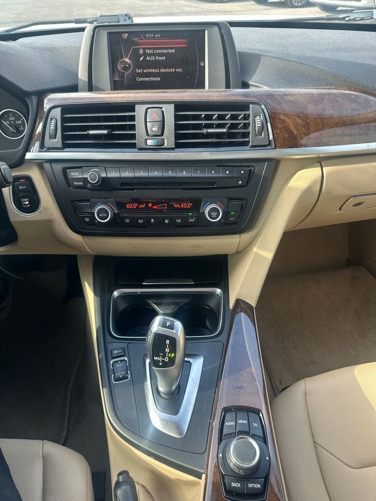 2015 BMW 3 Series 320i xDrive