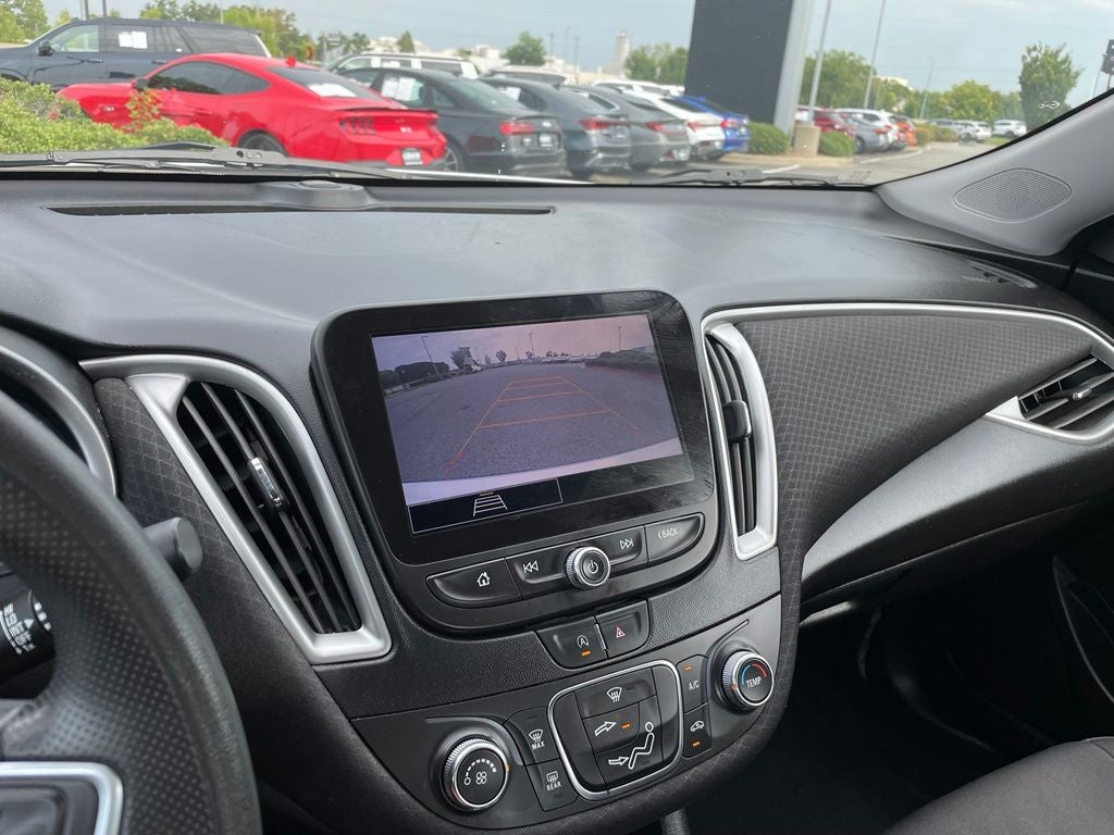 2022 Chevrolet Malibu LS 1FL