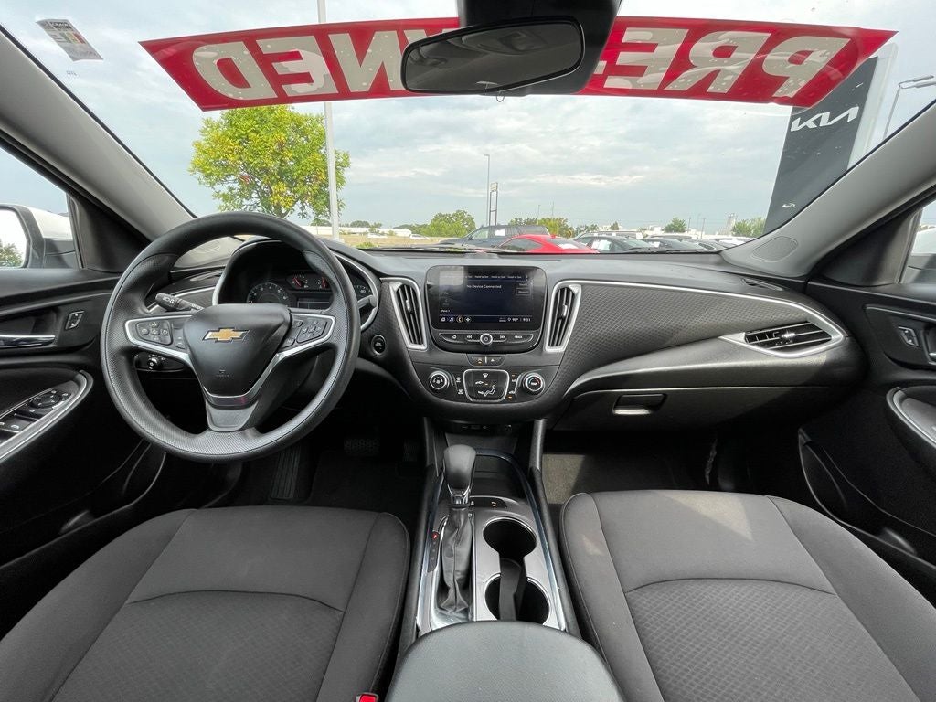 2022 Chevrolet Malibu LS 1FL