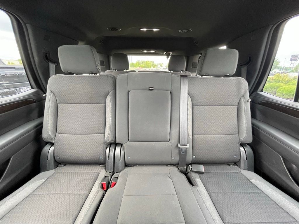 2023 GMC Yukon SLE