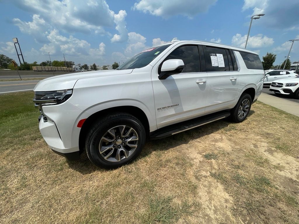 2024 Chevrolet Suburban LT