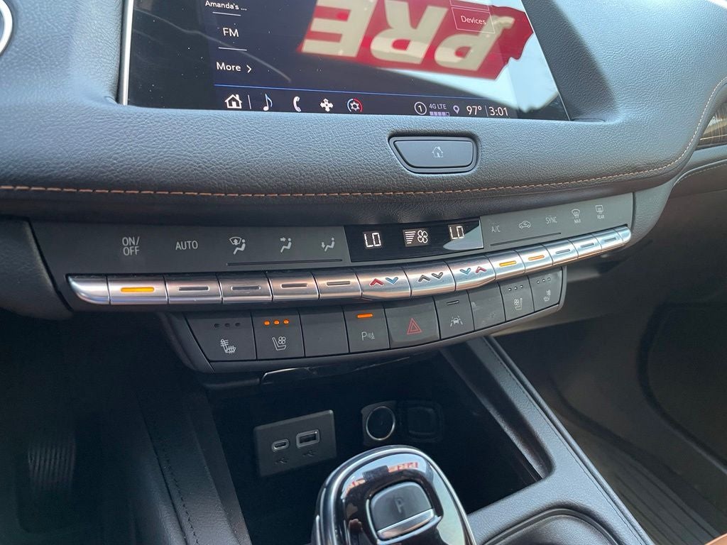 2023 Cadillac XT4 Premium Luxury