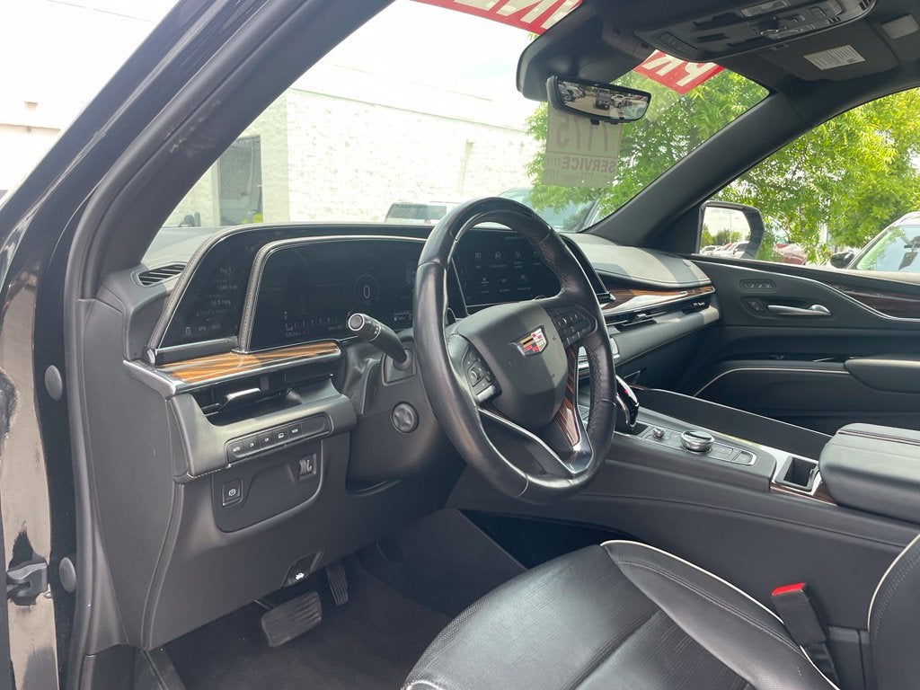 2023 Cadillac Escalade ESV Premium