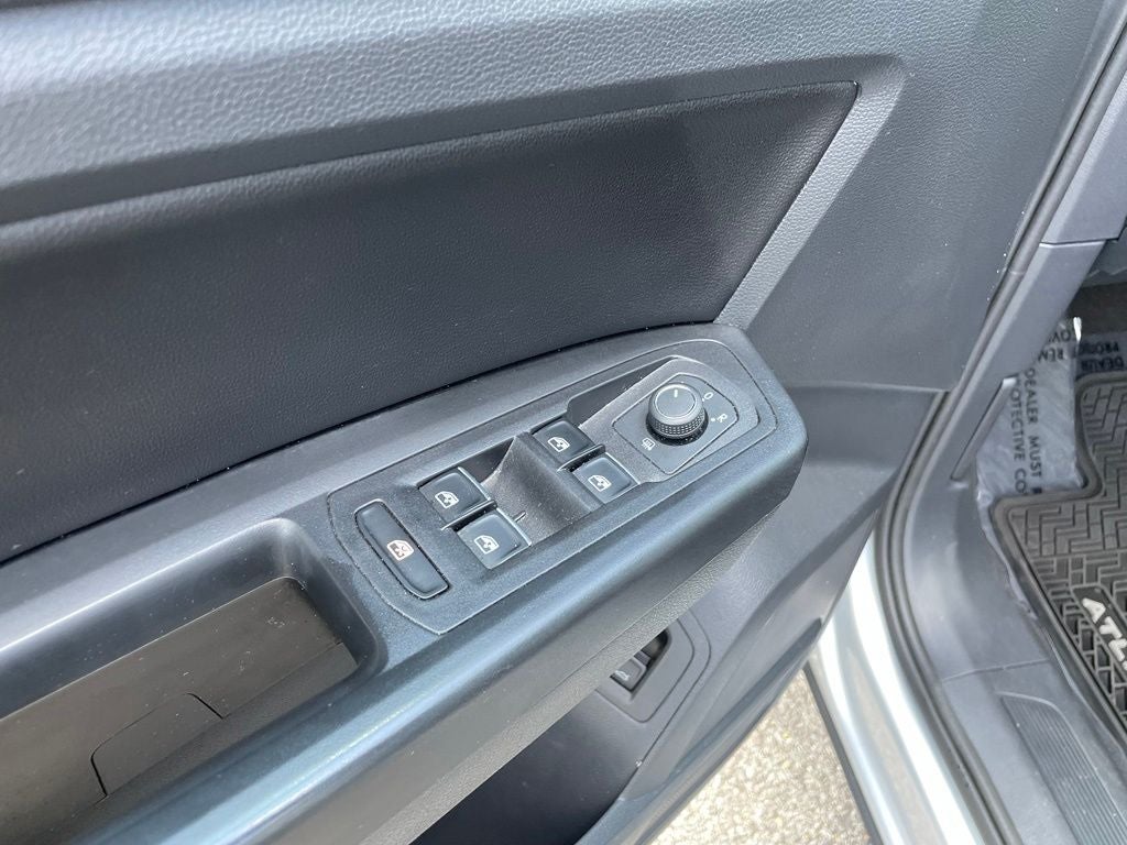 2019 Volkswagen Atlas 3.6L V6 SE w/Technology