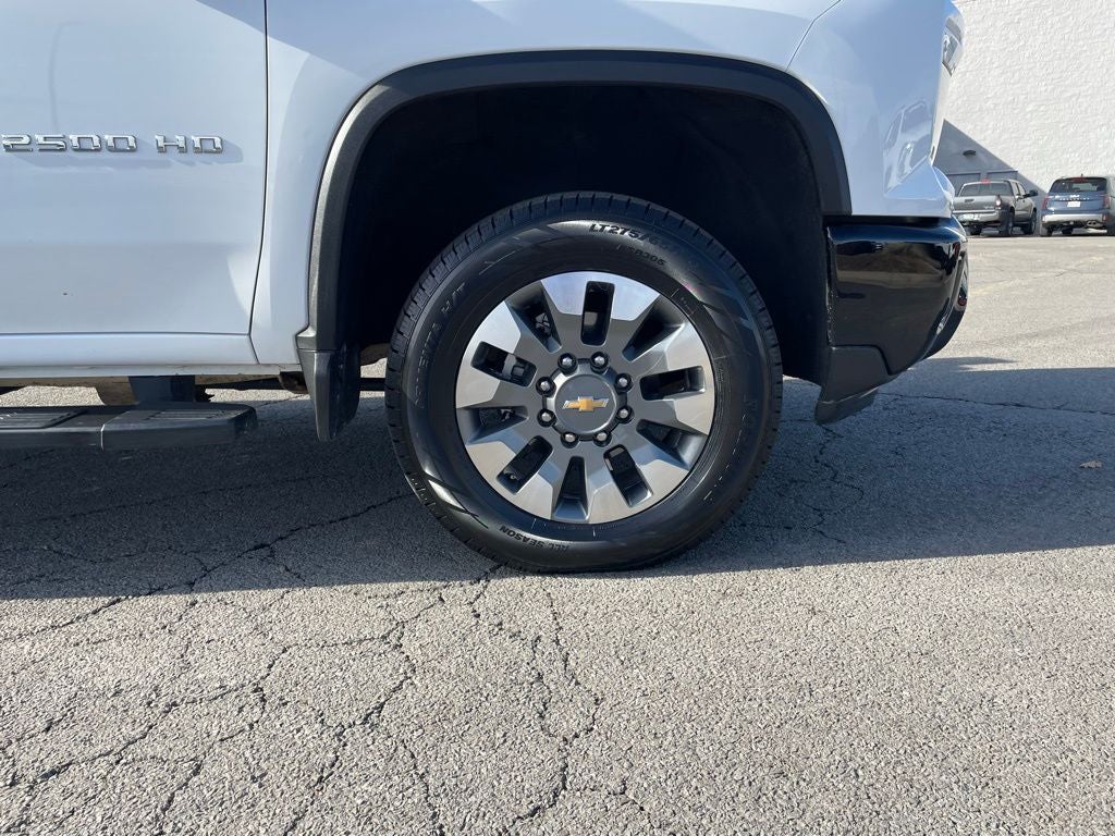 2024 Chevrolet Silverado 2500HD Custom