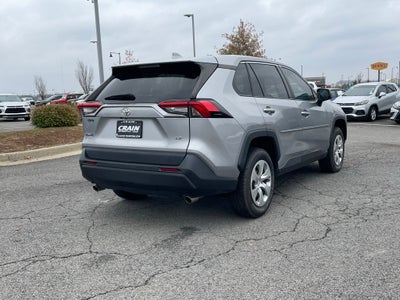 2022 Toyota RAV4 LE