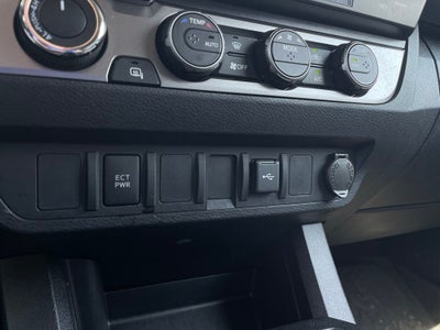 2022 Toyota Tacoma SR V6