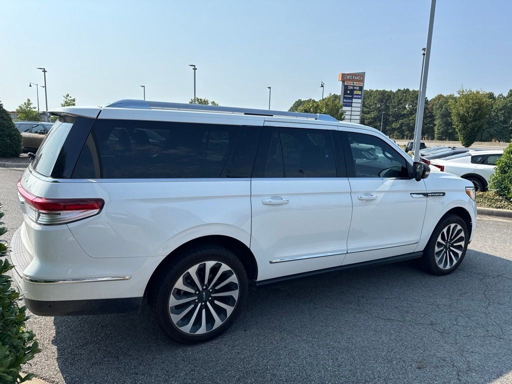 2023 Lincoln Navigator L Reserve