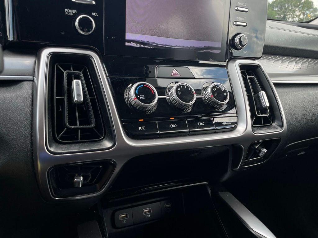 2023 Kia Sorento LX