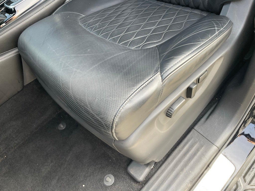 2023 INFINITI QX80 Sensory