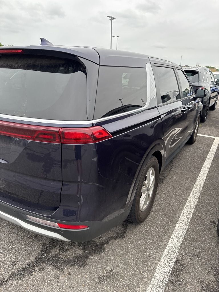 2023 Kia Carnival LX