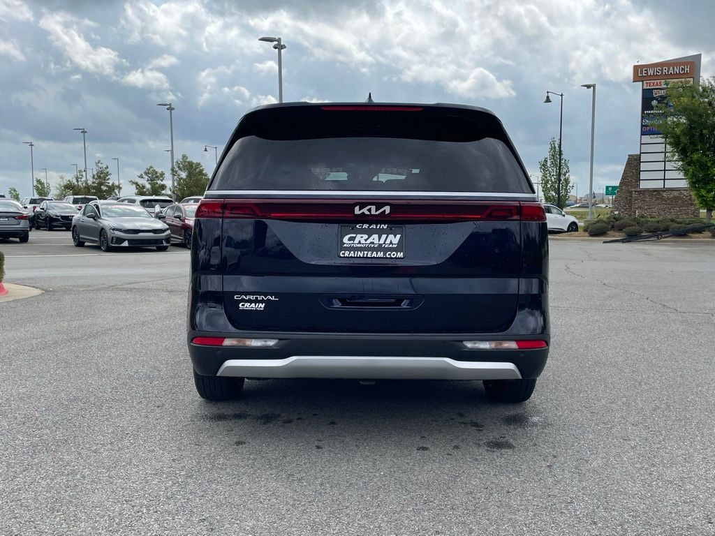 2024 Kia Carnival LX