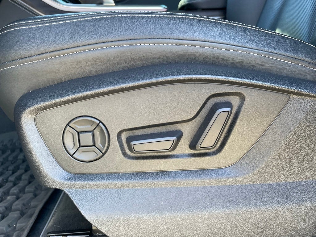 2023 Audi Q8 55 Prestige quattro