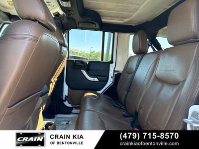 2013 Jeep Wrangler Unlimited Sahara - 4WD / CLEAN CARFAX / ONE OWNER