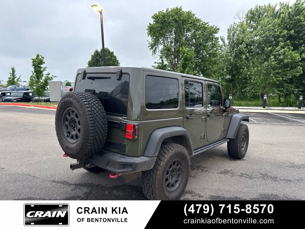 2015 Jeep Wrangler Unlimited Rubicon - 4WD / CLEAN CARFAX HISTORY