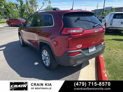 2016 Jeep Cherokee Latitude - CLEAN CARFAX