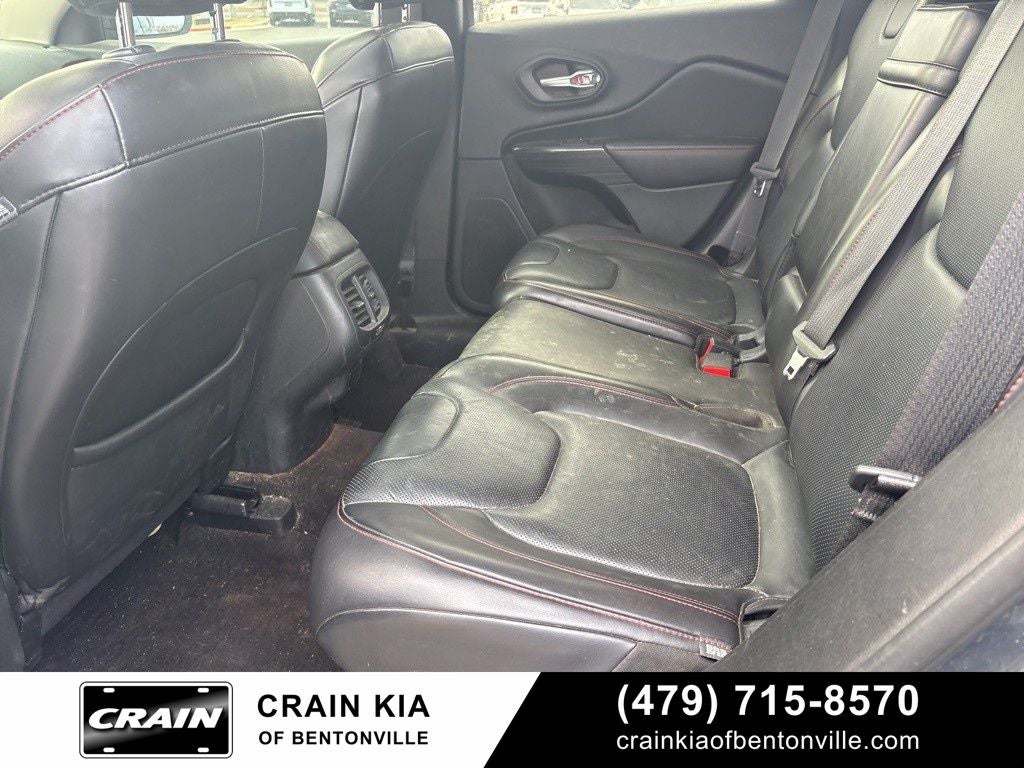 2016 Jeep Cherokee Trailhawk - 4WD / SUNROOF / CLEAN CARFAX