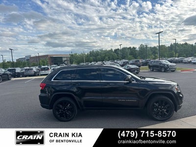 2013 Jeep Grand Cherokee Laredo - 4WD / SUNROOF