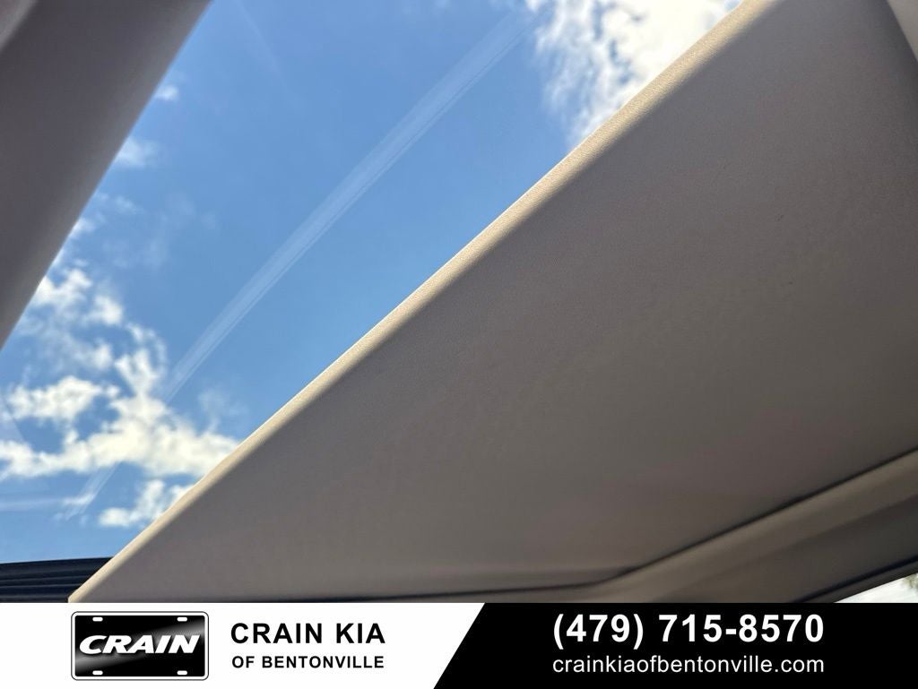 2013 Jeep Grand Cherokee Laredo - 4WD / SUNROOF