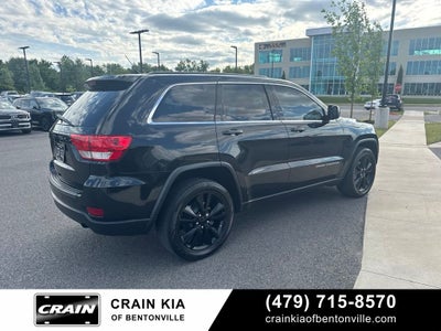 2013 Jeep Grand Cherokee Laredo - 4WD / SUNROOF