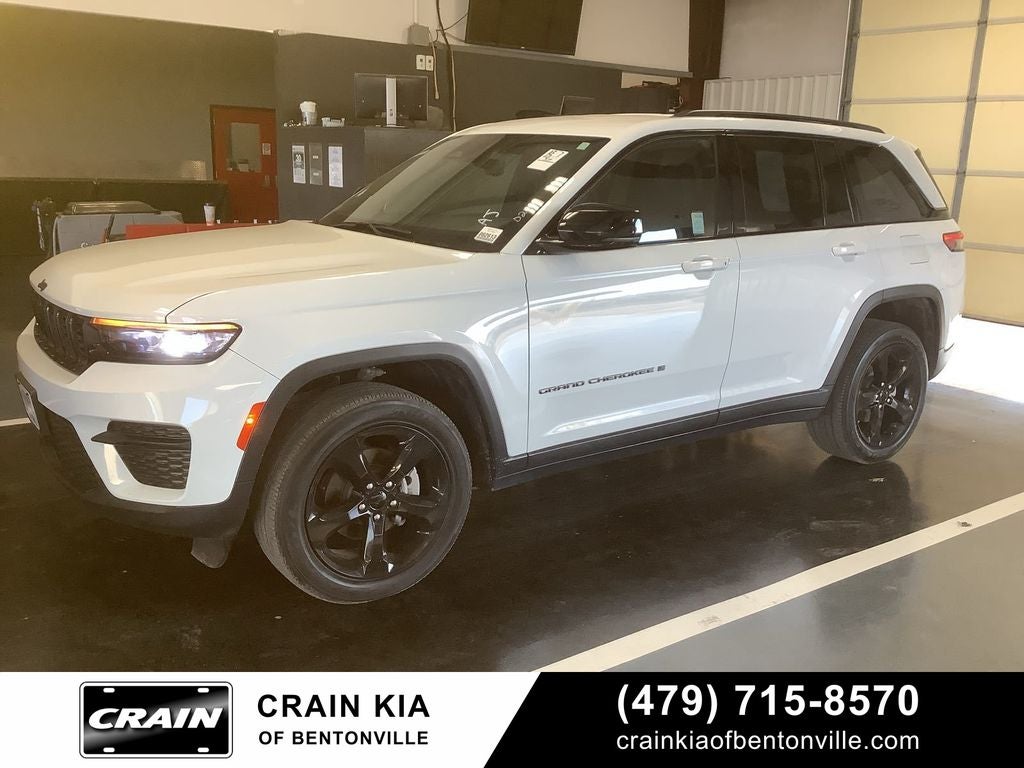 2023 Jeep Grand Cherokee Altitude X - 4WD / CARFAX ONE OWNER