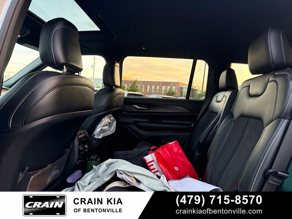 2024 Jeep Grand Cherokee L Altitude X - 4WD / PANORAMIC SUNROOF / CLEAN CARFAX