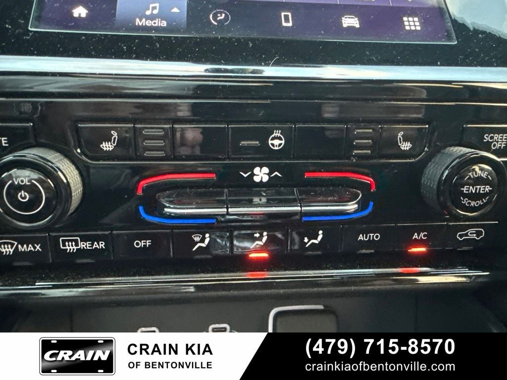 2024 Jeep Grand Cherokee L Altitude X - 4WD / PANORAMIC SUNROOF / CLEAN CARFAX