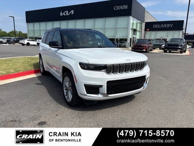 2025 Jeep Grand Cherokee L Summit - 4WD / PANORAMIC SUNROOF / CLEAN CARFAX