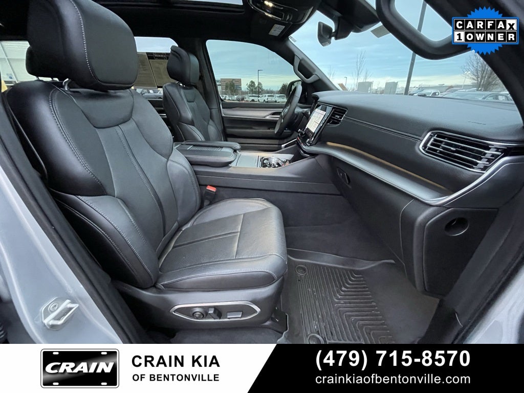 2024 Jeep Wagoneer Series II - CARBIDE EDITION / 4WD / PANO ROOF / ONE OWNER