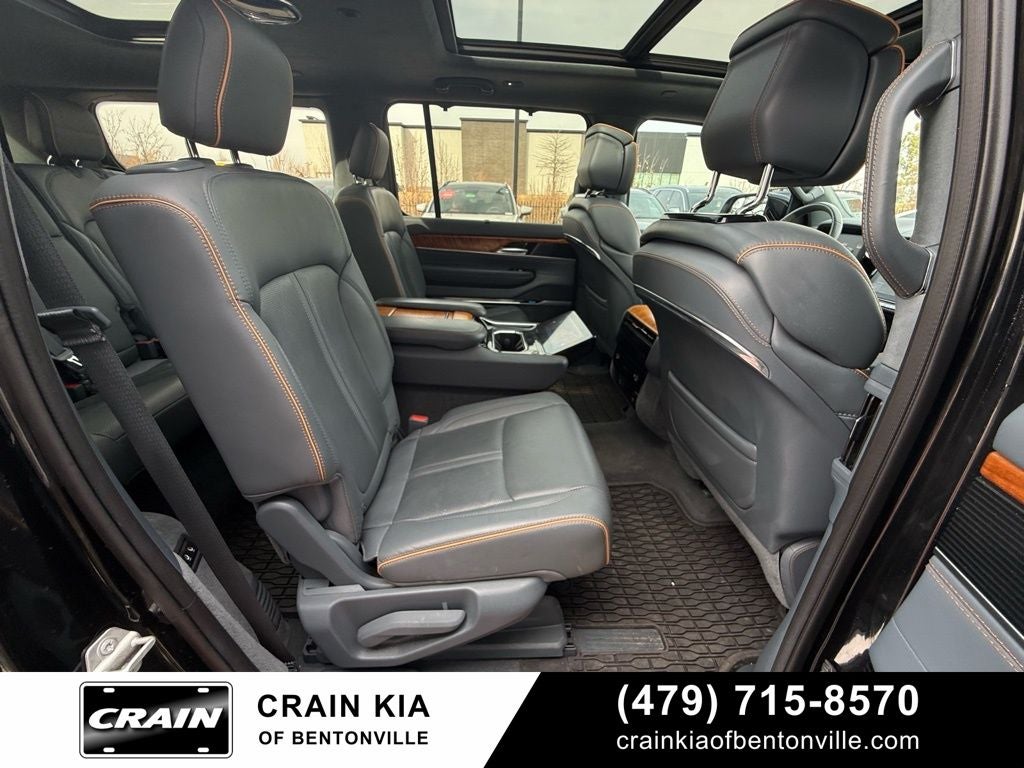 2022 Jeep Grand Wagoneer Series II - 4WD / PANORAMIC SUNROOF