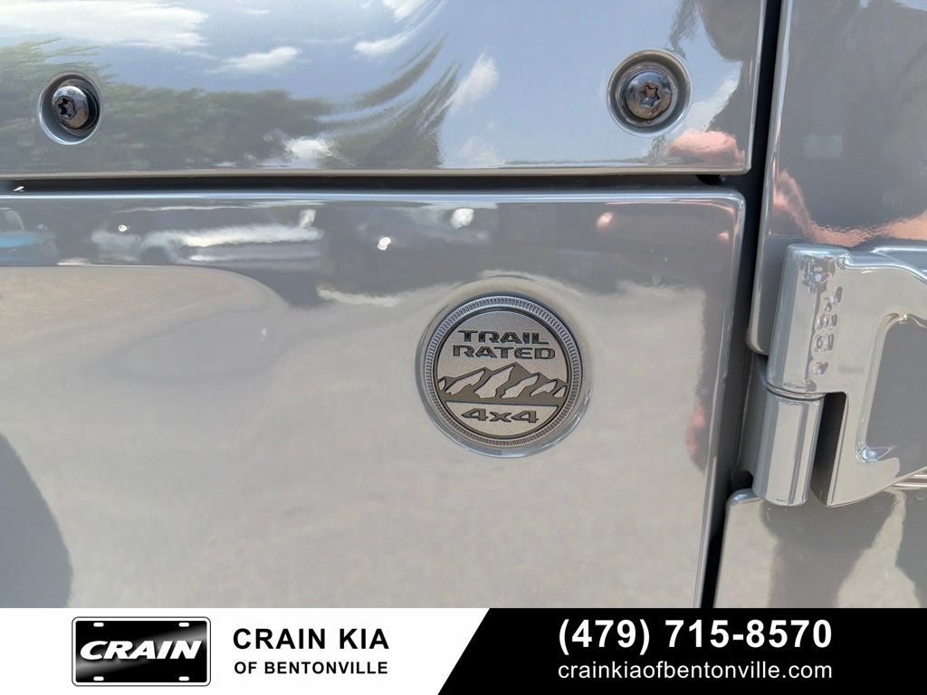 2023 Jeep Gladiator Sport - 4WD / CLEAN CARFAX