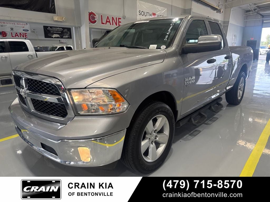 2021 RAM 1500 Classic Tradesman - CLEAN CARFAX / ONE OWNER / LOW MILES!