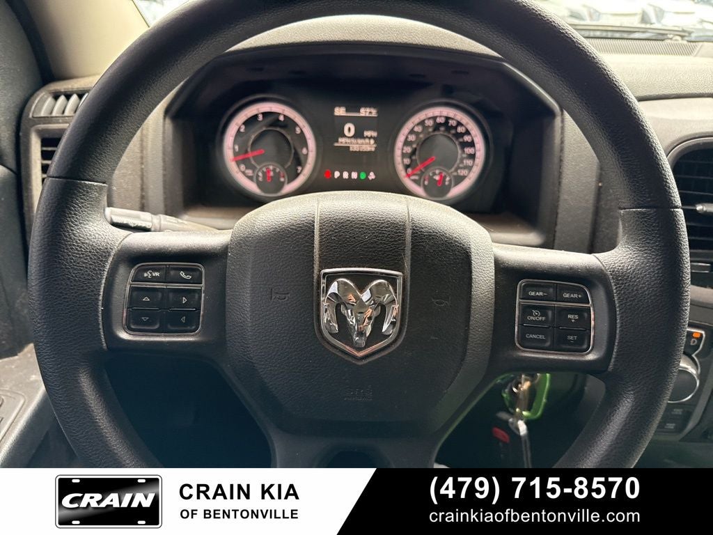 2018 RAM 1500 Express - 4WD / LIFTED!