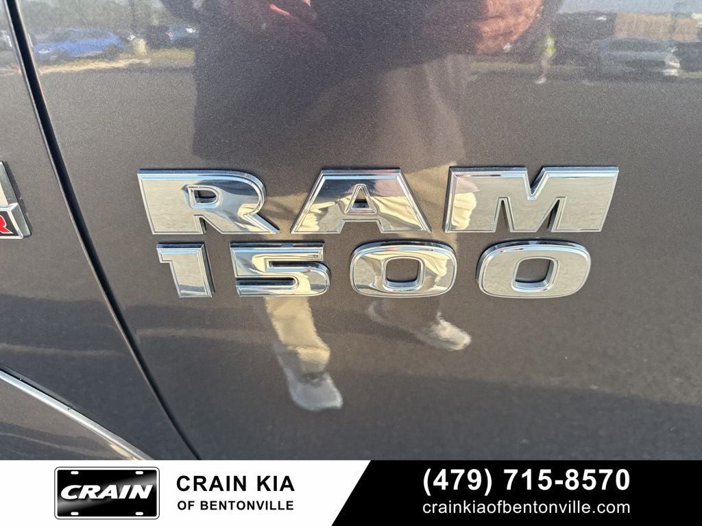 2015 RAM 1500 Laramie - 4WD / SUNROOF