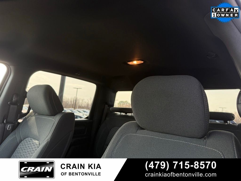 2025 RAM 1500 Warlock - 4WD / CLEAN CARFAX / ONE OWNER