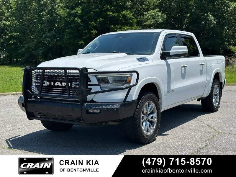 2021 RAM 1500 Laramie - 4WD / PANORAMIC SUNROOF / CLEAN CARFAX