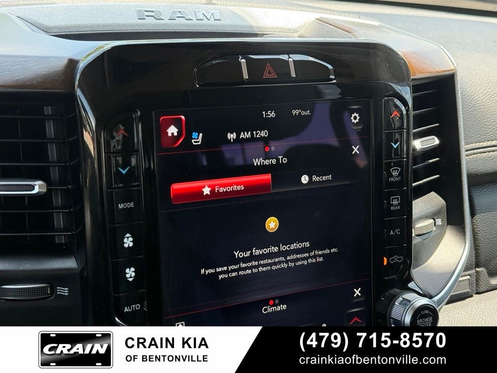 2021 RAM 1500 Laramie - 4WD / PANORAMIC SUNROOF / CLEAN CARFAX