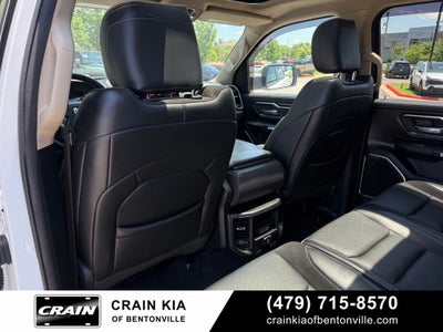 2021 RAM 1500 Laramie - 4WD / PANORAMIC SUNROOF / CLEAN CARFAX