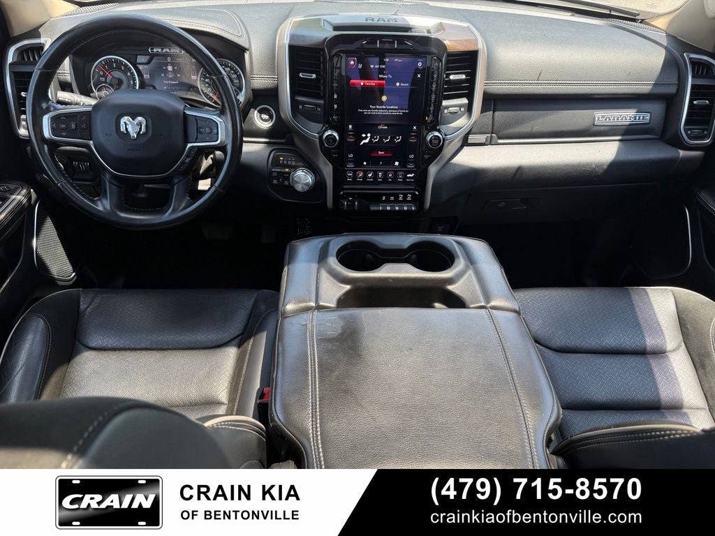 2021 RAM 1500 Laramie - 4WD / PANORAMIC SUNROOF / CLEAN CARFAX